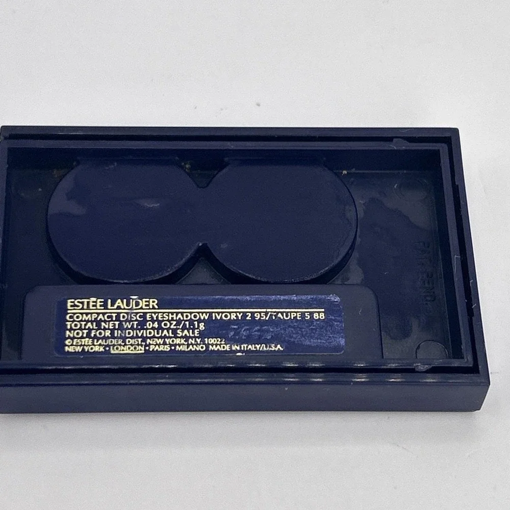 Estee Lauder Eyeshadow Duo Ivory 2 Taupe 5 Compact Disc 0.04 oz Discontinued